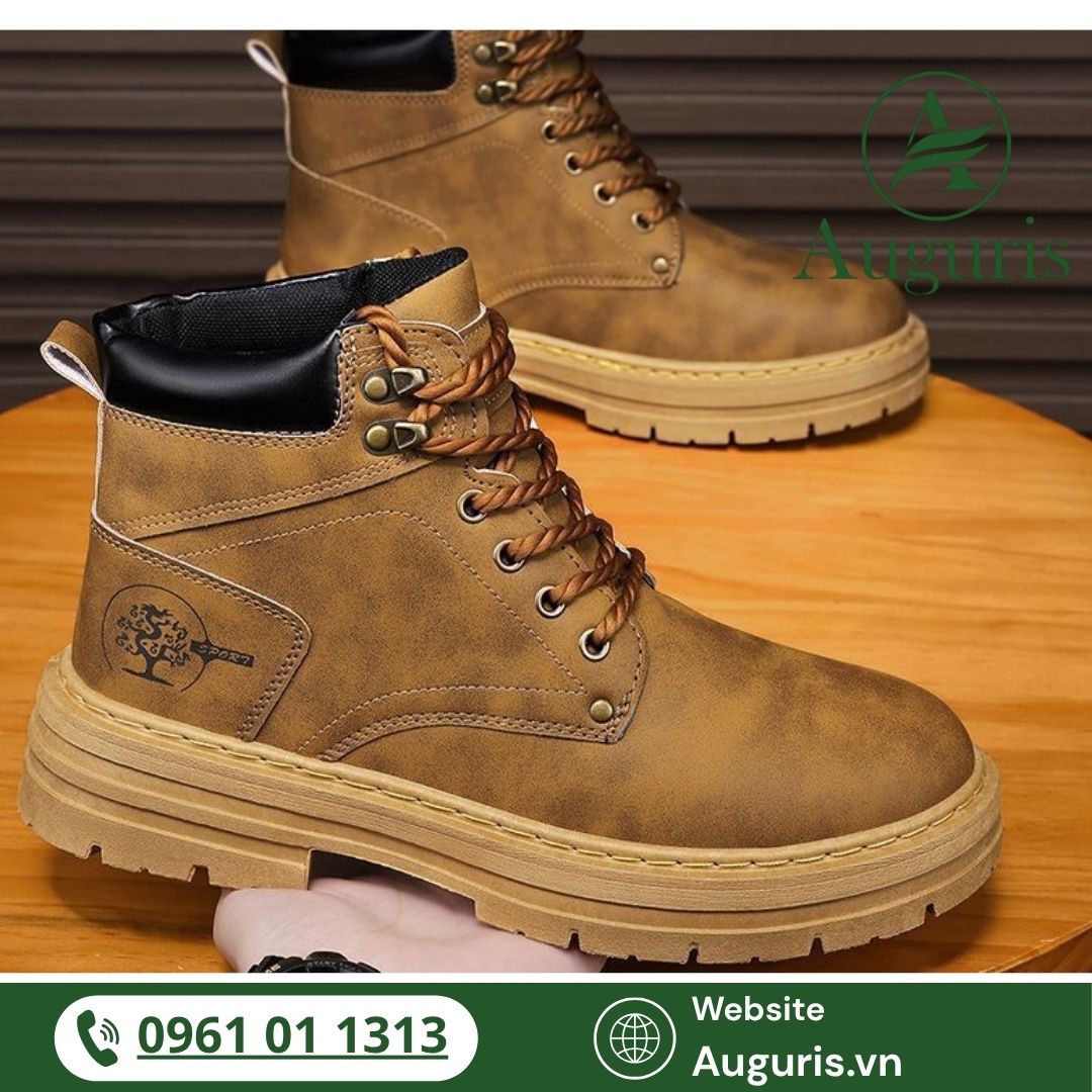 Giày da nam cao cổ từ lâu đã là biểu tượng của sự lịch lãm, mạnh mẽ và nam tính.