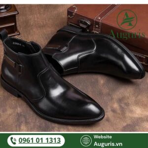 Giày cao cổ nam dành cho dân văn phòng trẻ không chỉ là phụ kiện đi kèm, mà còn là điểm nhấn phong cách giúp bạn thể hiện cá tính