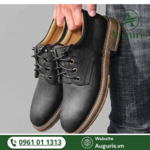 Giày da nam cổ thấp cá tính dễ phối đồ không chỉ là lựa chọn thông minh cho người đàn ông hiện đại mà còn là điểm nhấn hoàn hảo cho mọi outfit.