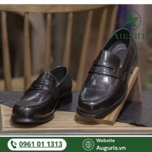 Giày da nam cao cấp handmade nhập khẩu không chỉ là món đồ thời trang, mà còn là tuyên ngôn đẳng cấp của một quý ông