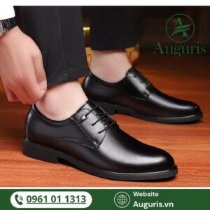 Giày tây nam cổ điển là lựa chọn không bao giờ lỗi mốt cho mọi quý ông công sở.