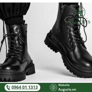 Đừng bỏ lỡ những mẫu giày cao cổ mới nhất từ AUGURIS – thương hiệu uy tín đồng hành cùng phong cách nam giới hiện đại. Ghé website https://auguris.vn/ để xem ngay bộ sưu tập giày cao cấp dành cho mùa đông này!