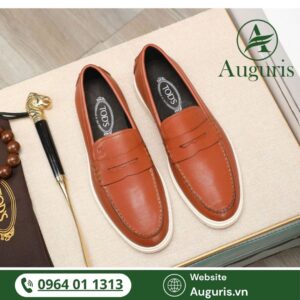 Hãy đến với AUGURIS để được tư vấn chọn mẫu giày lười nam bán chạy nhất 2025 theo phong cách và nhu cầu cá nhân
