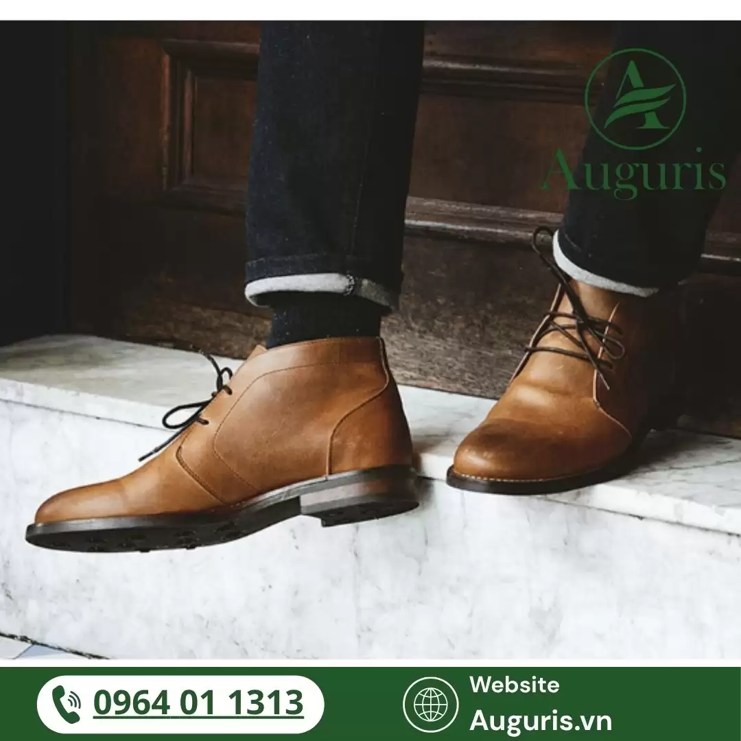 Giày boot nam phong cách Hàn Quốc dành cho giới trẻ hiện đang là lựa chọn hàng đầu của nhiều bạn trẻ yêu thời trang nhờ khả năng biến hóa đa dạng, nâng tầm cá tính và tạo điểm nhấn cho phong cách