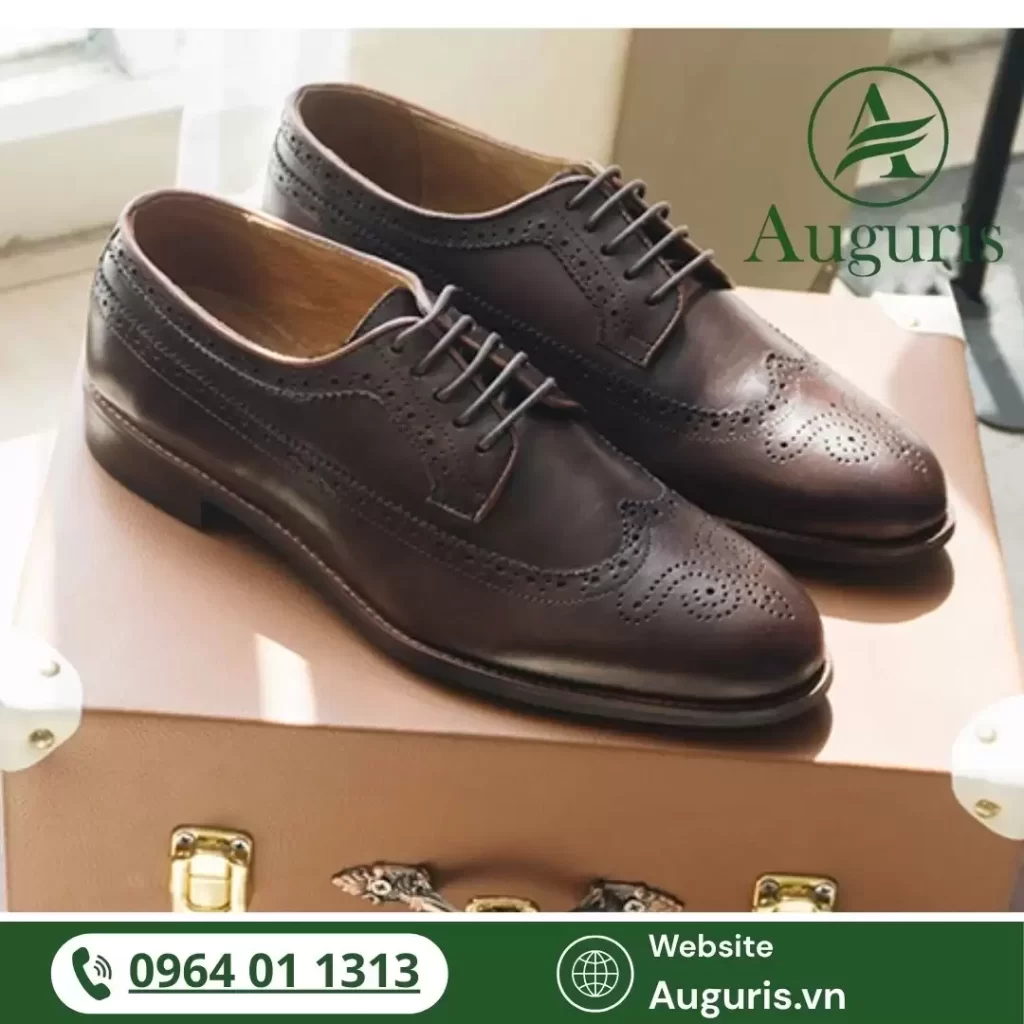 AUGURIS tự hào là nơi cung cấp các dòng giày da nam cao cấp chính hãng với chế độ bảo hành, hậu mãi và tư vấn phối đồ chuyên sâu.